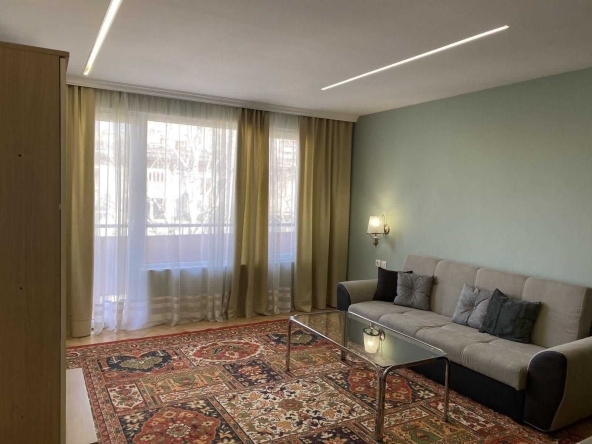 Дава се под наем Тристаен апартамент в София, Дианабад - 106 кв.м за 484.5 € - Снимка #1