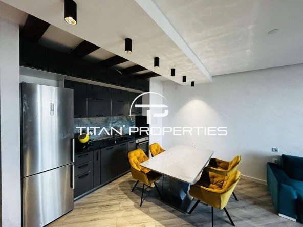 Дава се под наем Двустаен апартамент в Бургас, Изгрев - 60 кв.м за 663 € - Снимка #1