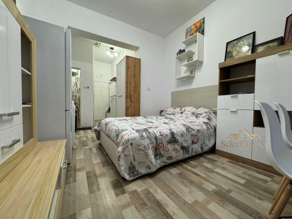 Едностаен апартамент в Велико Търново, Център - 35 кв.м за 1943 €/кв.м - Снимка #1