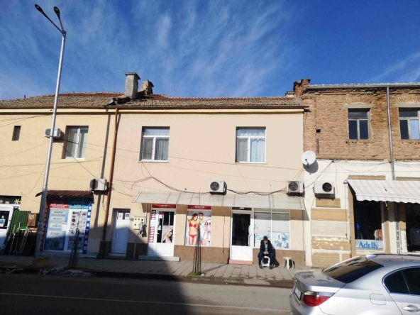 Етаж от къща в Свиленград - 70 кв.м за 700 €/кв.м - Снимка #1