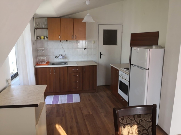 Дава се под наем Тристаен апартамент в Пловдив, Мараша - 78 кв.м за 331.5 € - Снимка #1