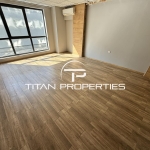 Дава се под наем Офис в Бургас, Изгрев - 35 кв.м за 204 € - Снимка #1