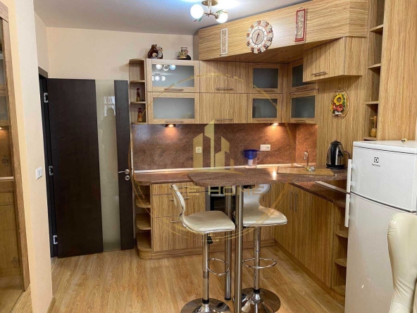 Дава се под наем Двустаен апартамент в Варна, Общината - 60 кв.м за 550 € - Снимка #1