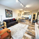 Дава се под наем Двустаен апартамент в Варна, Бриз - 77 кв.м за 1000 € - Снимка #1