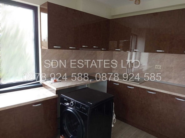 Дава се под наем Тристаен апартамент в Казанлък - 85 кв.м за 408 € - Снимка #1