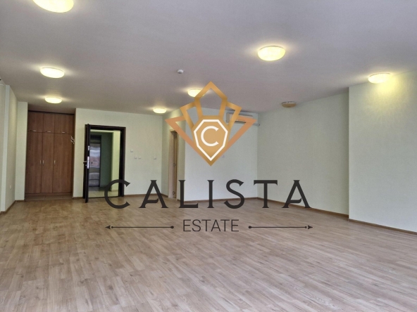 Дава се под наем Офис в Пловдив, Кършияка - 100 кв.м за 688.5 € - Снимка #1