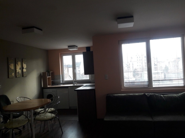 Дава се под наем Двустаен апартамент в София, Надежда 1 - 74 кв.м за 510 € - Снимка #1