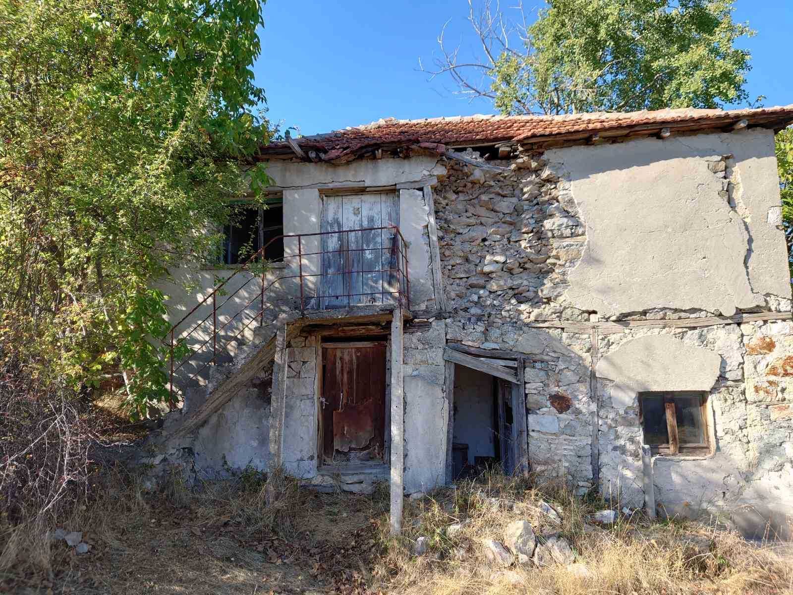 Парцел в с. Три могили, Област Пловдив - 1000 кв.м за 19 €/кв.м - Снимка #1