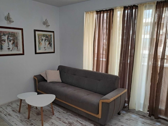 Дава се под наем Двустаен апартамент в Велико Търново, Център - 60 кв.м за 265.2 € - Снимка #1