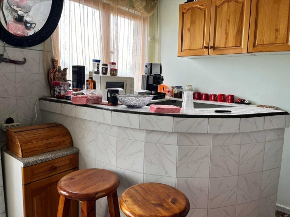 Тристаен апартамент в Карнобат - 72 кв.м за 1544 €/кв.м - Снимка #1