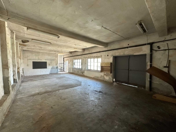 Дава се под наем Склад в Пловдив, Индустриална зона - Север - 9 кв.м за 428.4 € - Снимка #1