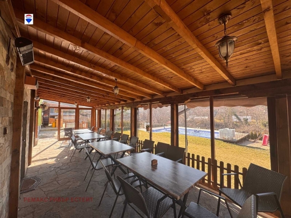 Заведение в с. Пиргово, Област Русе - 180 кв.м за 1339 €/кв.м - Снимка #1