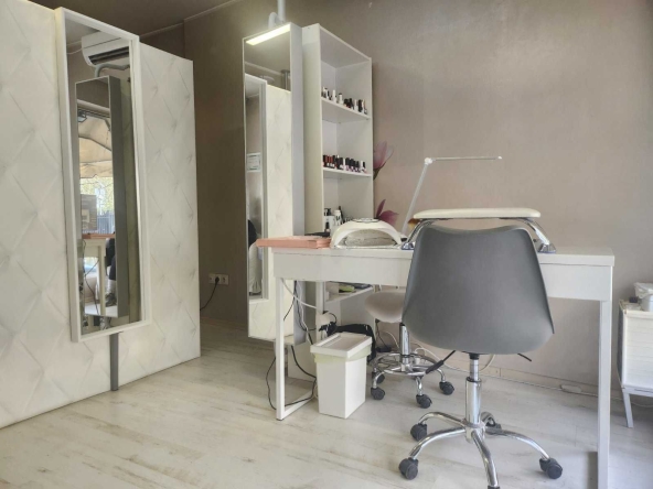 Дава се под наем Магазин в София, Лозенец - 20 кв.м за 357 € - Снимка #1