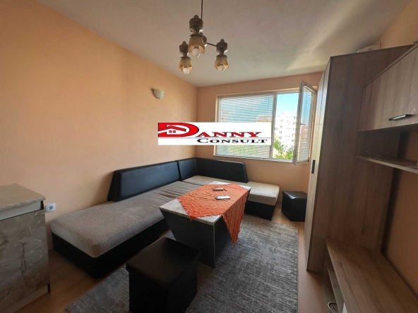 Дава се под наем Двустаен апартамент в Велико Търново, Акация - 50 кв.м за 255 € - Снимка #1