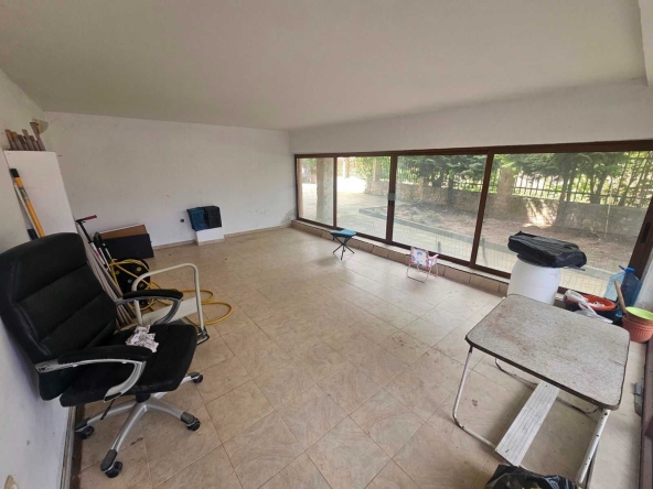 Офис в Велинград - 27 кв.м за 593 €/кв.м - Снимка #1