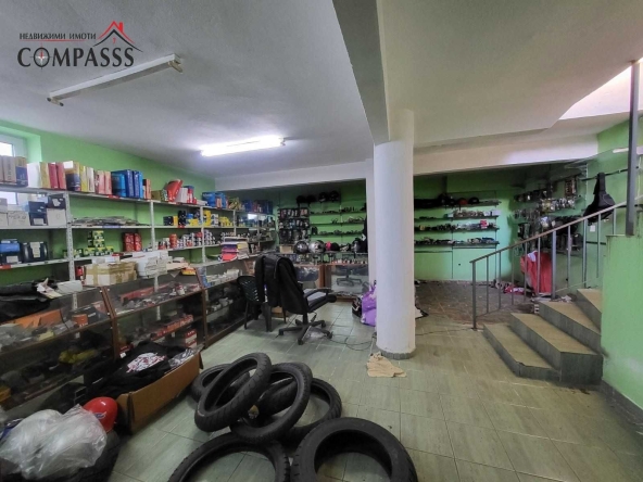 Магазин в Добрич, Център - 55 кв.м за 556 €/кв.м - Снимка #1