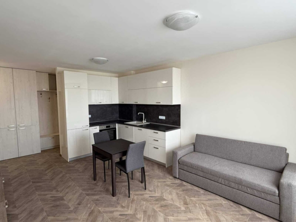 Дава се под наем Двустаен апартамент в София, Овча купел - 60 кв.м за 612 € - Снимка #1