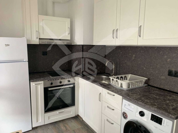 Дава се под наем Тристаен апартамент в Варна, Лятно кино Тракия - 60 кв.м за 550 € - Снимка #1