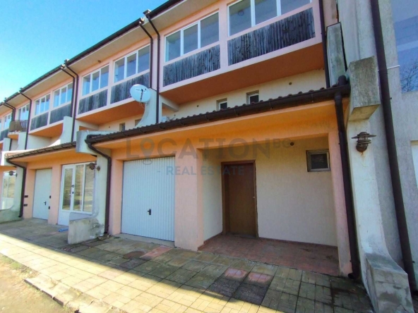 Мезонет в с. Божурец, Област Добрич - 124 кв.м за 557 €/кв.м - Снимка #1