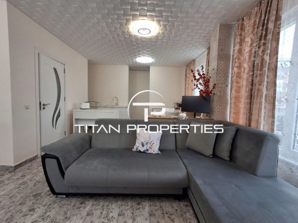 Двустаен апартамент в Бургас, Възраждане - 93 кв.м за 1721 €/кв.м - Снимка #1