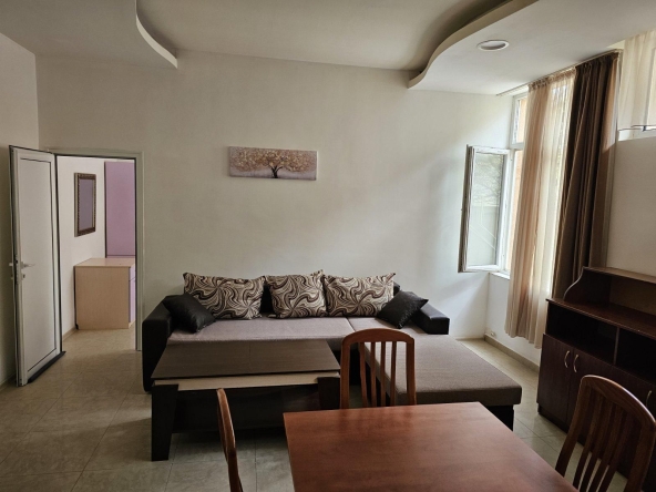 Дава се под наем Двустаен апартамент в Пловдив, Прослав - 60 кв.м за 382.5 € - Снимка #1