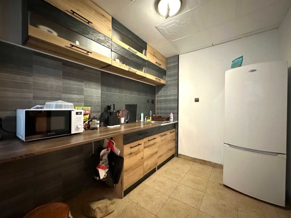 Дава се под наем Двустаен апартамент в Велико Търново, Картала - 69 кв.м за 255 € - Снимка #1