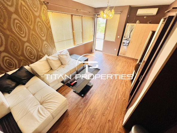 Дава се под наем Двустаен апартамент в Бургас, Изгрев - 90 кв.м за 408 € - Снимка #1