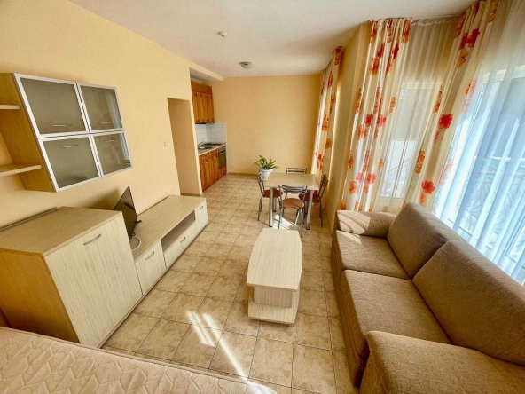 Двустаен апартамент в Свети Влас - 70 кв.м за 1113 €/кв.м - Снимка #1