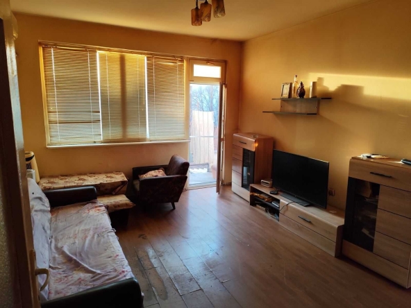 Тристаен апартамент в Стара Загора, Три чучура - юг - 57 кв.м за 1220 €/кв.м - Снимка #1