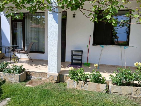 Дава се под наем Двустаен апартамент в Свети Влас - 66 кв.м за 2550 € - Снимка #1