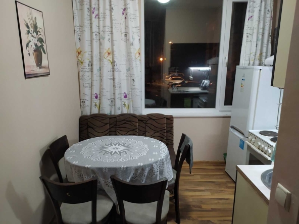 Дава се под наем Едностаен апартамент в София, Дружба 1 - 41 кв.м за 295.8 € - Снимка #1
