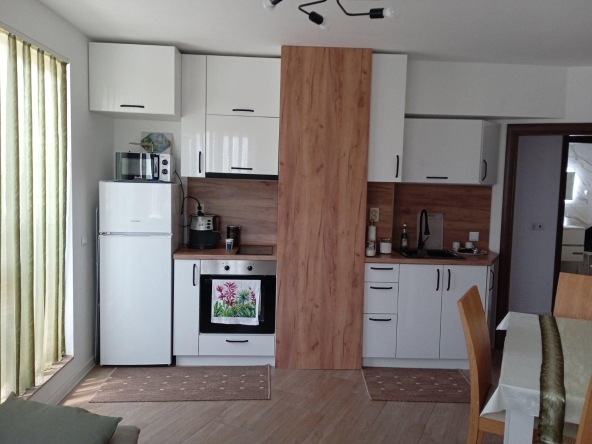 Дава се под наем Двустаен апартамент в Пловдив, Христо Смирненски - 65 кв.м за 425 € - Снимка #1