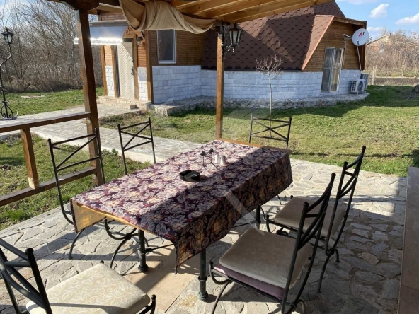 Къща в с. Лъка, Област Бургас - 158 кв.м за 1181 €/кв.м - Снимка #1