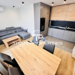 Дава се под наем Тристаен апартамент в Бургас, Меден рудник - зона А - 80 кв.м за 612 € - Снимка #1