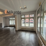 Дава се под наем Магазин в София, Изгрев - 61 кв.м за 750 € - Снимка #1