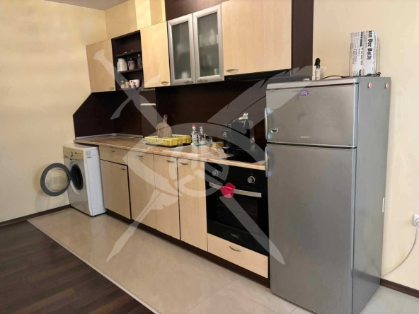 Дава се под наем Двустаен апартамент в Варна, Бриз - 50 кв.м за 400 € - Снимка #1