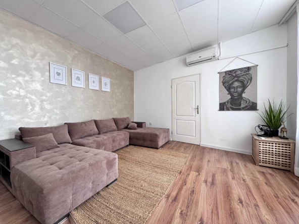 Тристаен апартамент в Русе, Център - 110 кв.м за 1555 €/кв.м - Снимка #1