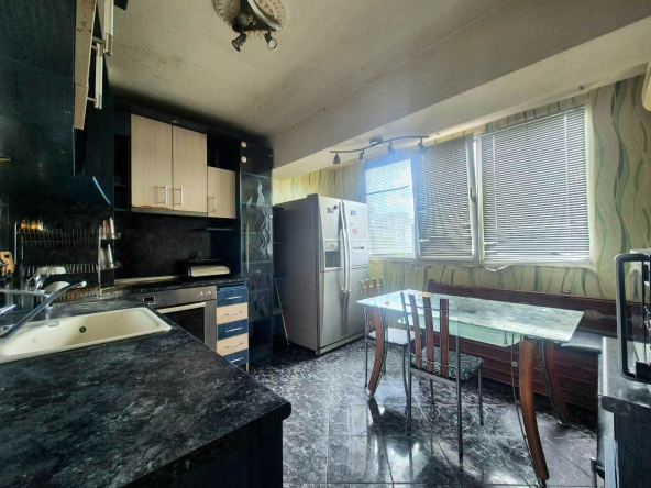 Двустаен апартамент в Русе, Здравец Изток - 58 кв.м за 1113 €/кв.м - Снимка #1