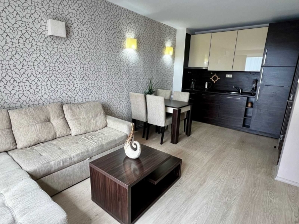 Двустаен апартамент в к.к. Слънчев бряг - 62 кв.м за 1420 €/кв.м - Снимка #1