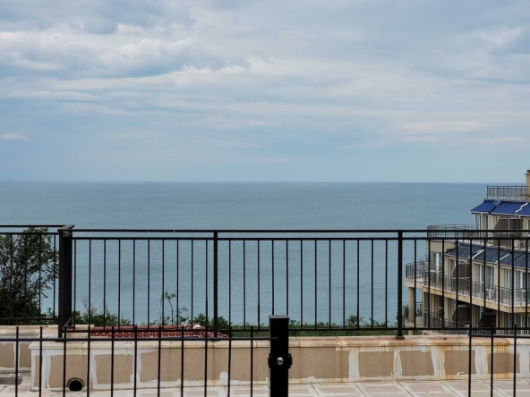 Едностаен апартамент в Бяла - 112 кв.м за 697 €/кв.м - Снимка #1