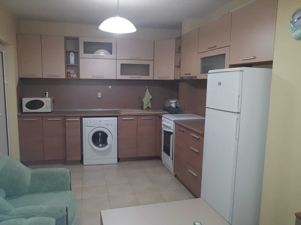 Дава се под наем Двустаен апартамент в Казанлък - 60 кв.м за 229.5 € - Снимка #1