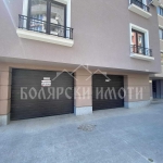 Дава се под наем Гараж / Паркомясто в Велико Търново, Акация - 24 кв.м за 112.2 € - Снимка #1