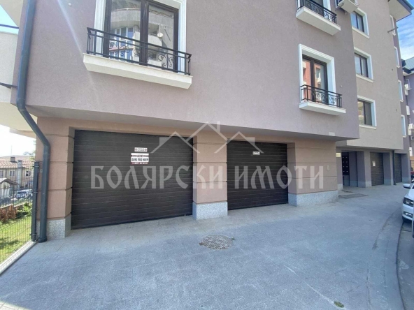 Дава се под наем Гараж / Паркомясто в Велико Търново, Акация - 24 кв.м за 112.2 € - Снимка #1