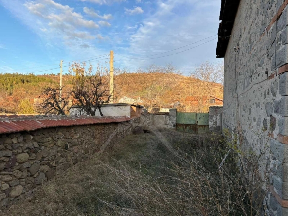 Къща в с. Искра, Област Пловдив - 120 кв.м за 334 €/кв.м - Снимка #1