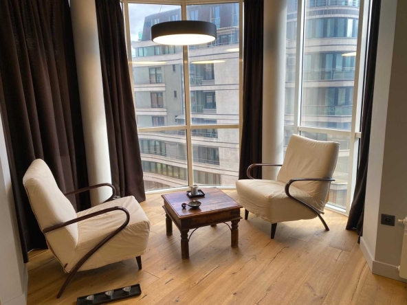 Дава се под наем Тристаен апартамент в София, Лозенец - 116 кв.м за 1300 € - Снимка #1