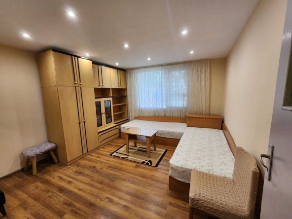 Дава се под наем Къща в Пловдив, Център - 90 кв.м за 331.5 € - Снимка #1