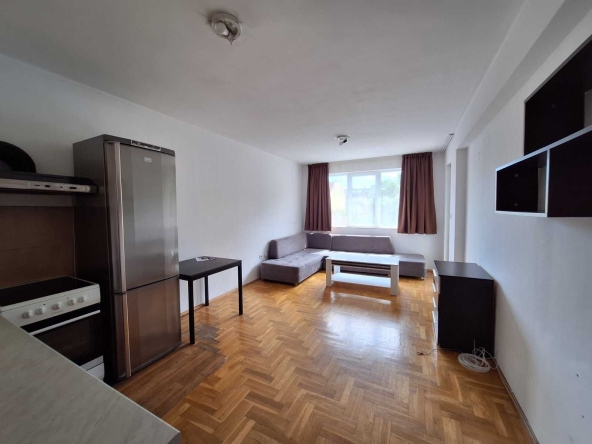 Дава се под наем Двустаен апартамент в София, Център - 75 кв.м за 510 € - Снимка #1