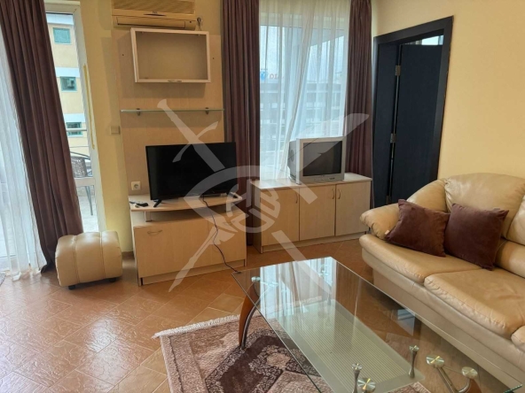 Двустаен апартамент в к.к. Слънчев бряг - 80 кв.м за 1032 €/кв.м - Снимка #1