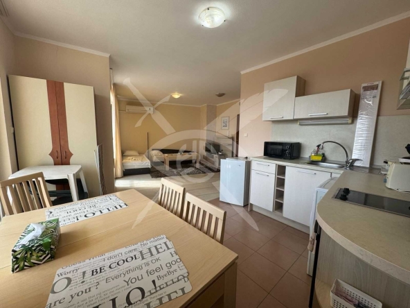 Ателие в к.к. Слънчев бряг - 65 кв.м за 999 €/кв.м - Снимка #1