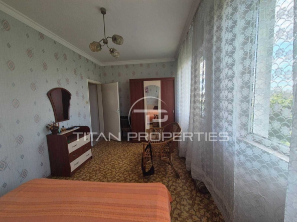 Тристаен апартамент в Пловдив, Кючук Париж - 96 кв.м за 1563 €/кв.м - Снимка #1